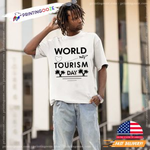 World Tourism Day Basic T Shirt, Summer Vacation 2023 1