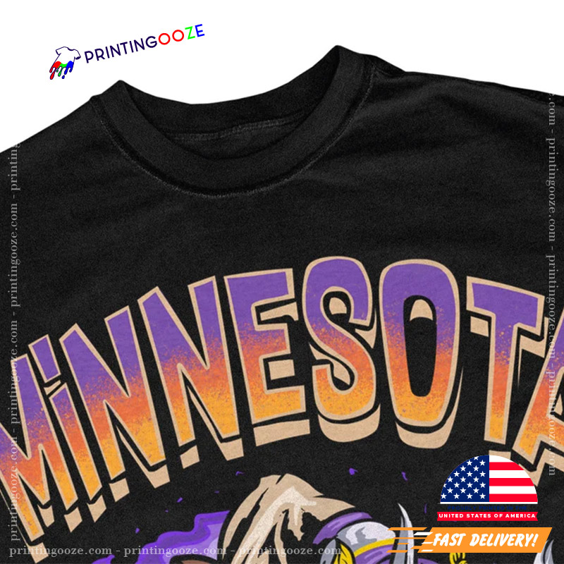 Minnesota Vikings TShirt, Trendy Vintage Retro Style NFL Unisex