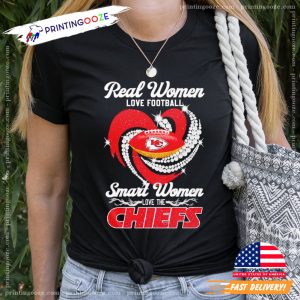 real women love football Smart Women Love The Chiefs Football Team T Shirt 1