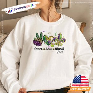 Peace Love mardi gras tuesday Signs Tee