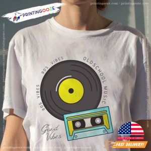 Old School Music Player vintage 70s clothing 1