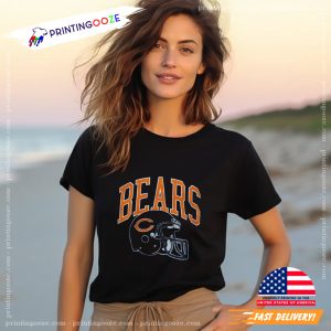 Vintage NFL Chicago Bears Helmet Unisex T shirt 5