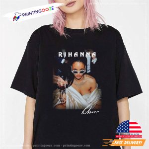 Rihanna Singer Signature T shirt 1