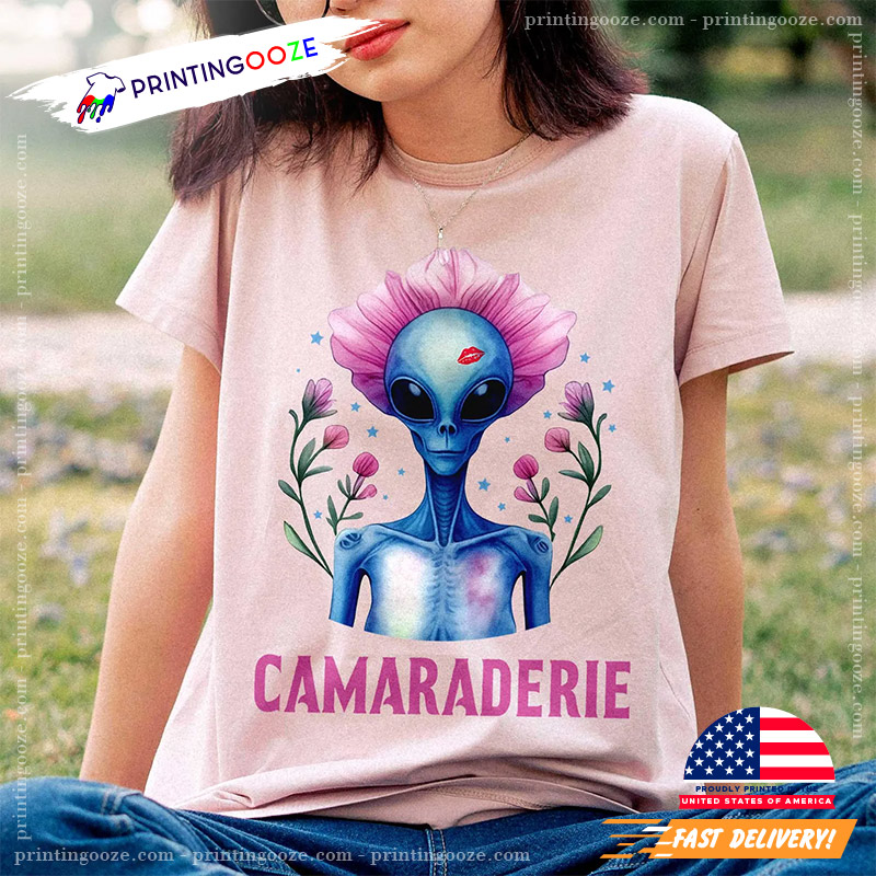 Camaraderie Sabrina Carpenter Alien Kiss Shirt Camaraderie Sabrina Carpenter Alien Kiss Shirt