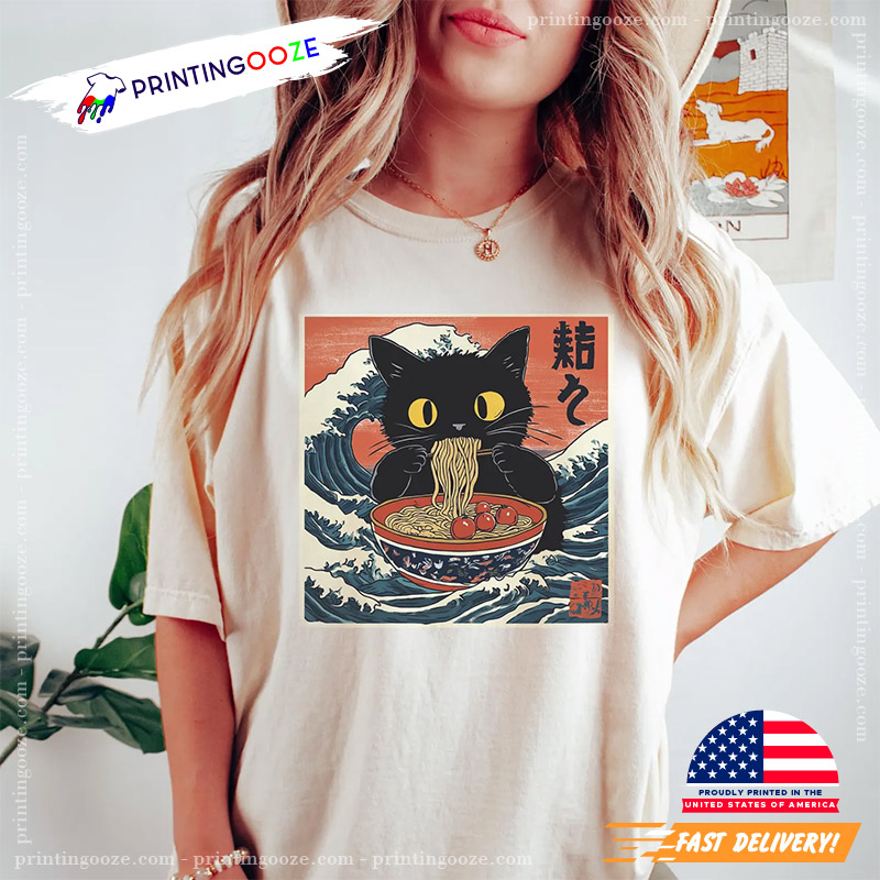 Cat Eating Ramen Tsunami Japan Art Comfort Colors T-shirt Cat Eating Ramen Tsunami Japan Art Comfort Colors T-shirt