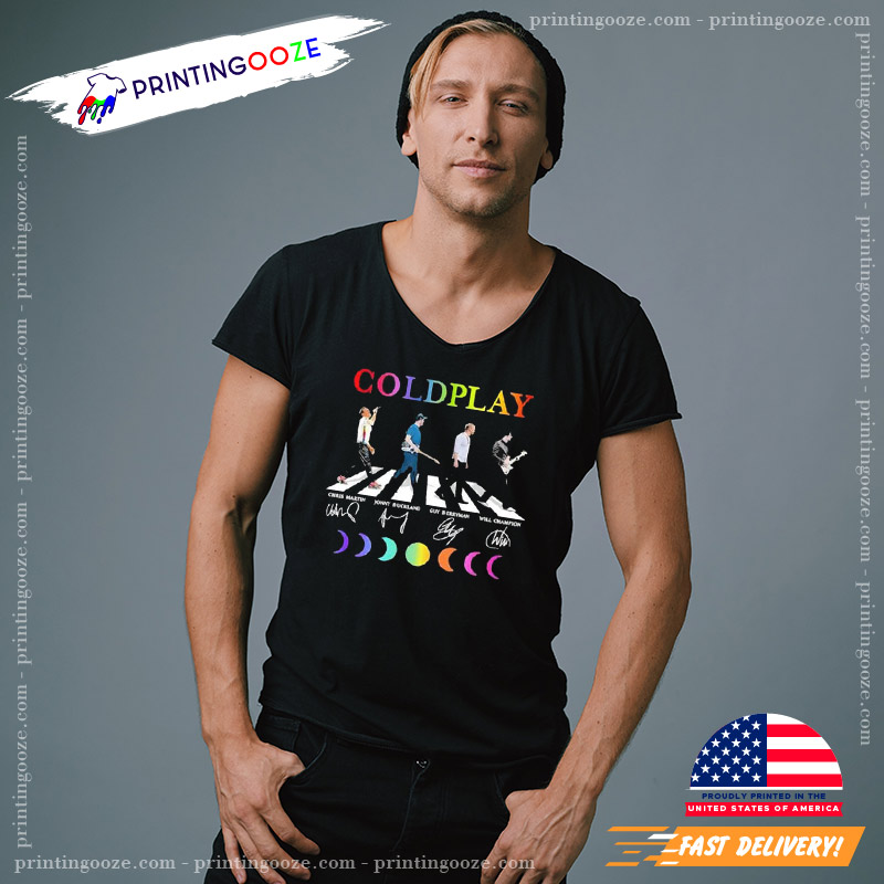 Coldplay Band Abbey Road Crossing Signatures Tee Coldplay Band Abbey Road Crossing Signatures Tee