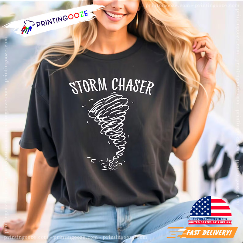 Vintage Storm Chaser Tornado Unisex T-shirt Vintage Storm Chaser Tornado Unisex T-shirt